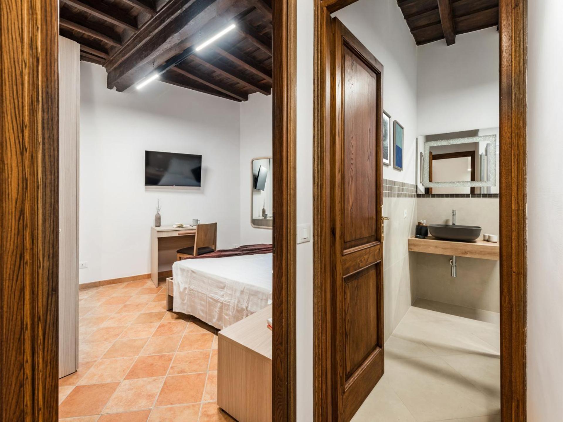 Apartamento The Rent - Peaceful Oasis With Garden And Jacuzzi Near The Colosseum