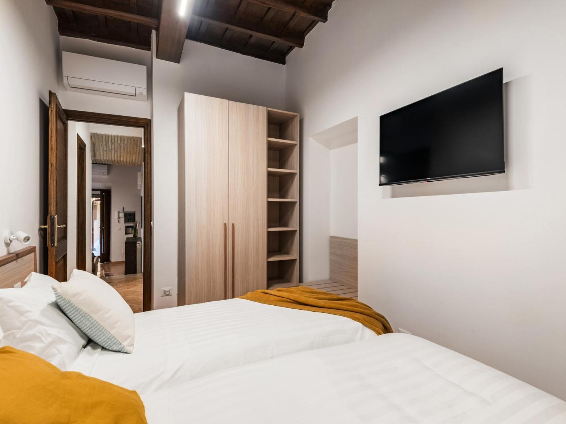 The Rent - Peaceful Oasis With Garden And Jacuzzi Near The Colosseum Appartamento